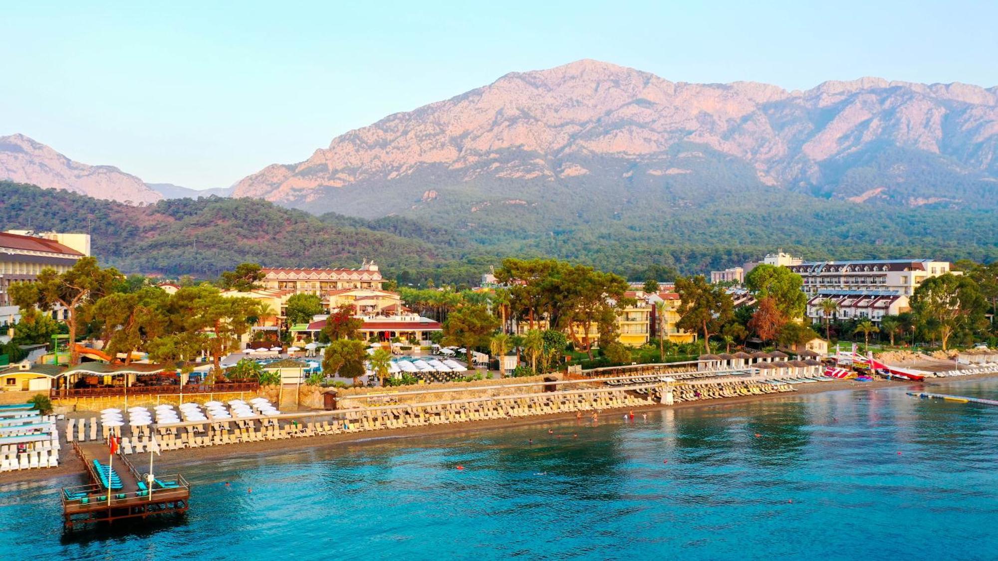 Crystal Aura Beach Resort&Spa Kemer Exterior foto