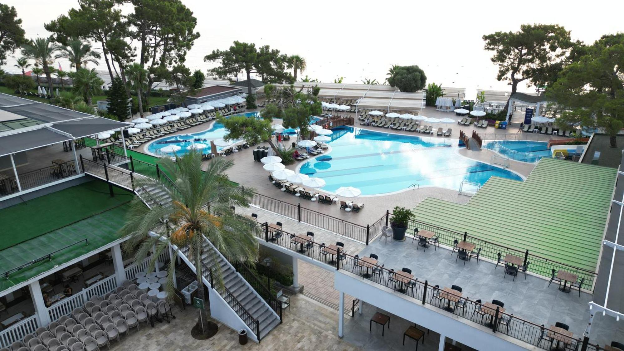Crystal Aura Beach Resort&Spa Kemer Exterior foto